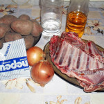 Продукты для приготовления бараньих ребрышек с картошкой